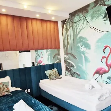 Апартаменты Pink Flamingo 18m2